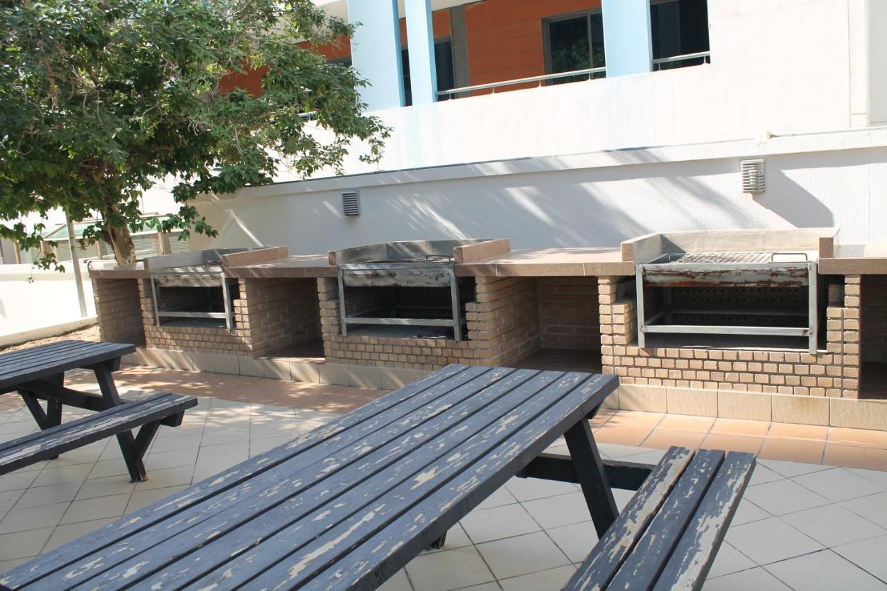 Appartement Newly Furnished One Bedroom Next To Metro & In Marina Dubai