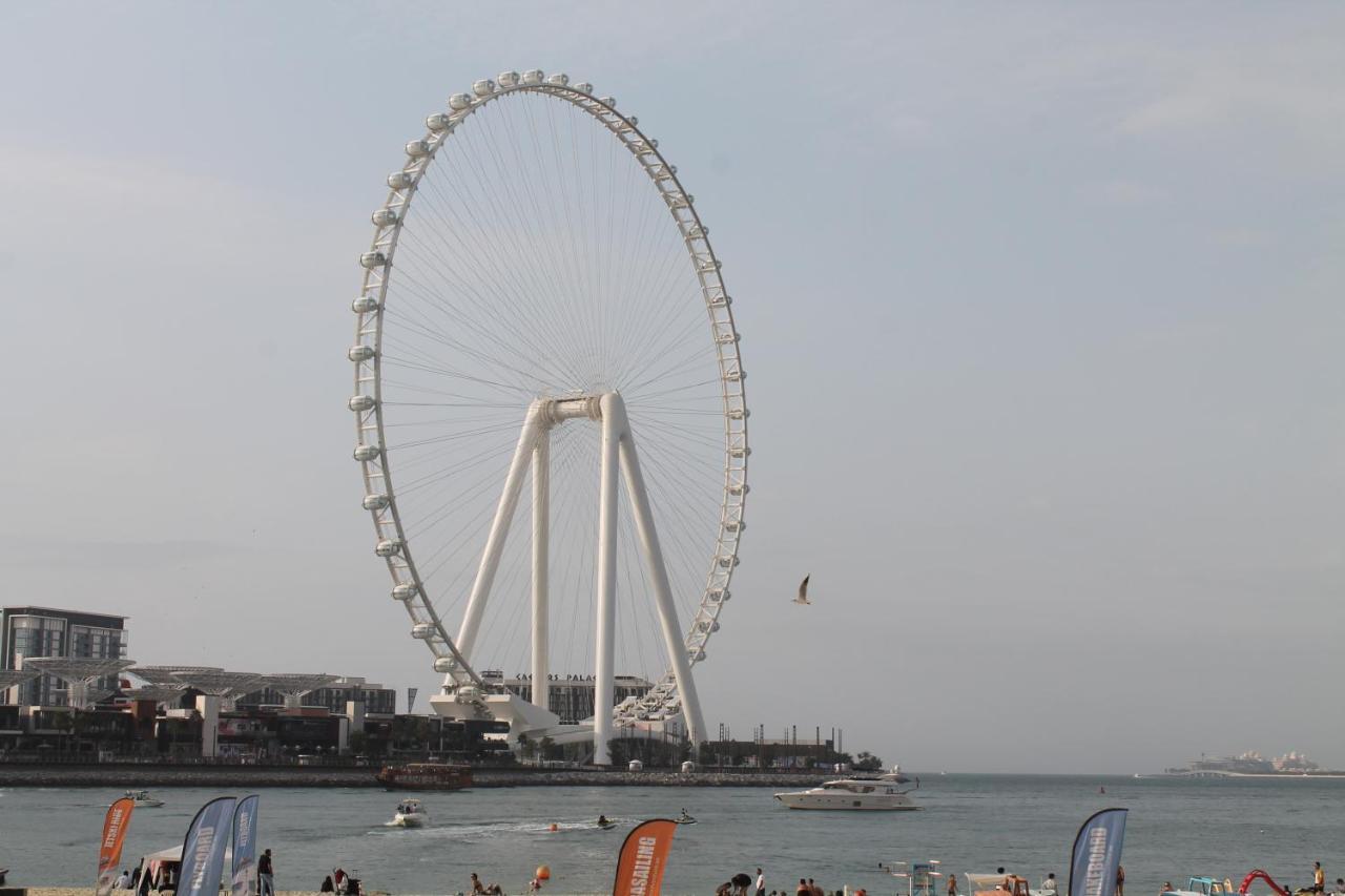 Appartement Newly Furnished One Bedroom Next To Metro & In Marina